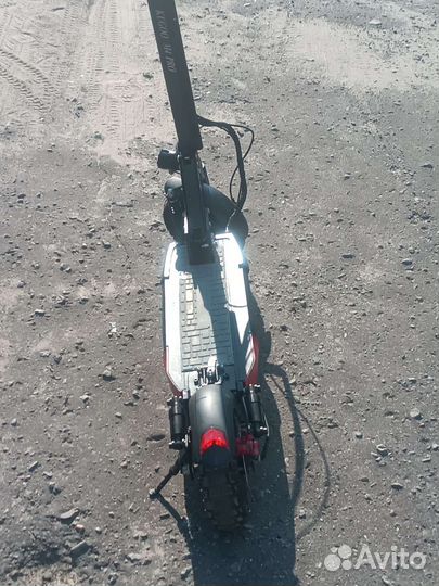 Электро самокат kuga m 4 про 48/ 18 а/ч
