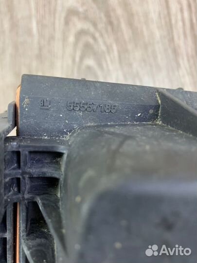 Корпус воздушного фильтра Opel Corsa D Z14XEP