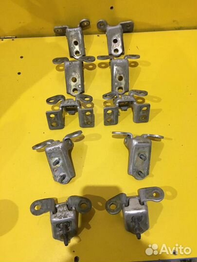 Петля двери Chery Tiggo T11 I 2005–2013