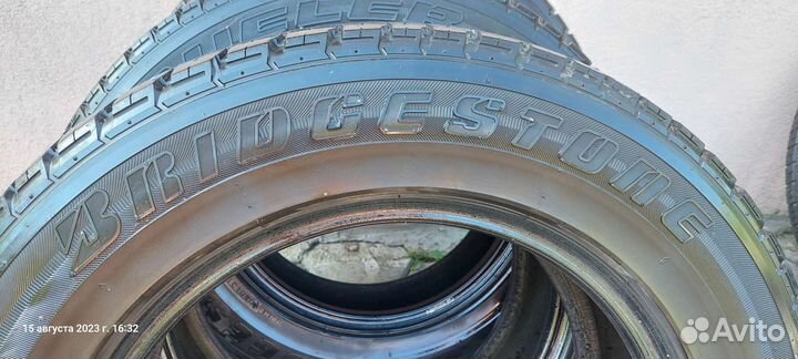 Bridgestone Dueler H/L 215/65 R16
