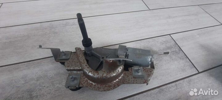 Моторчик заднего дворника подходит:Ford Fiesta