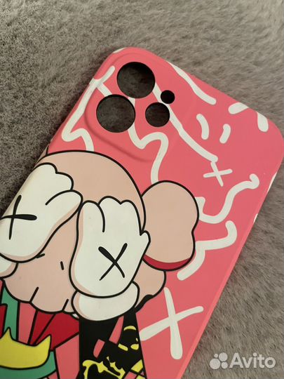 Чехол на iPhone 12