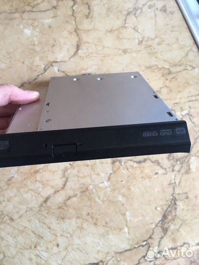 DVD-ROM