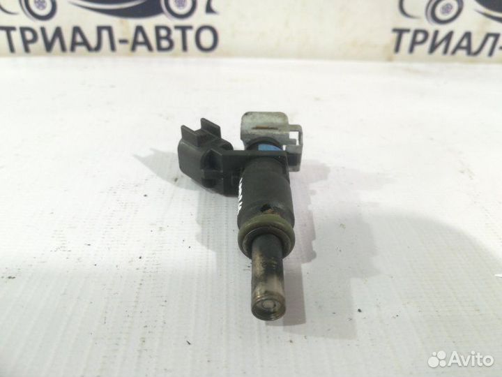 Форсунка Astra J