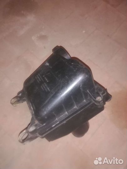 Корпус воздушного фильтра ваз