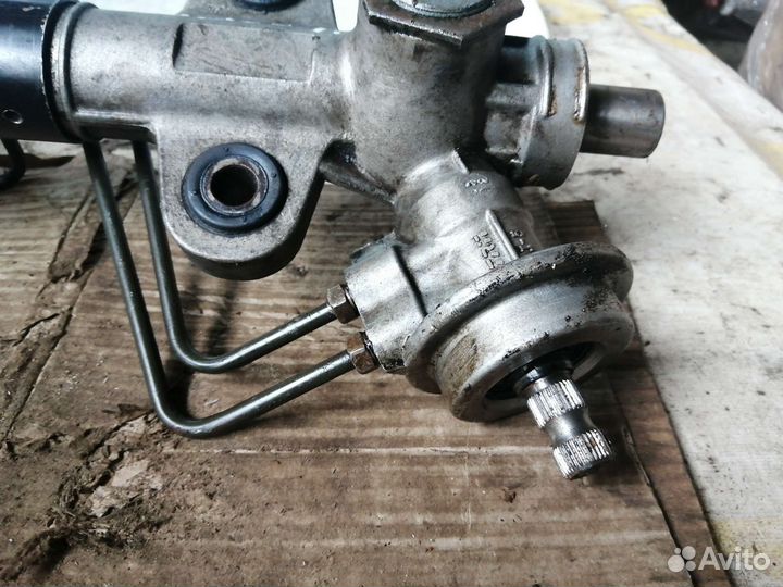 Рулевая рейка Kia Spectra с гидроусилителем