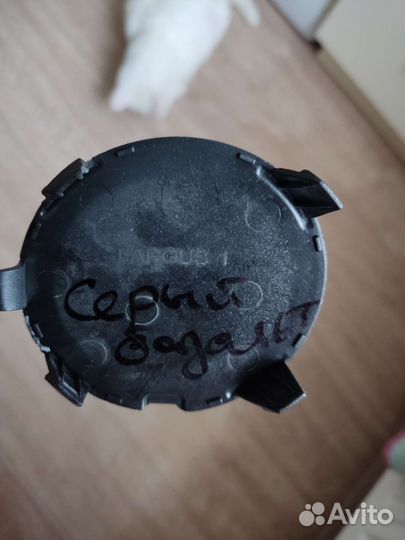 Заглушка буксировочного крюка largus крашенная