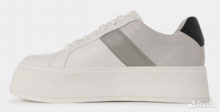 Новые кеды Tamaris из натуральной кожи, 39