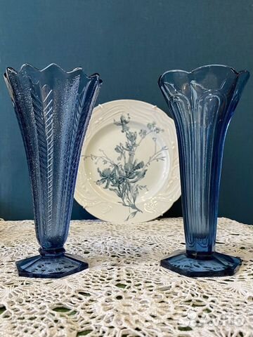 Старинные вазы синее стекло Неман