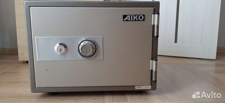 Сейф aiko