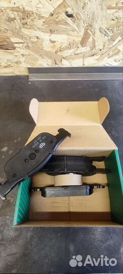 Колодки тормозные передние Pilenga FD-P 3300