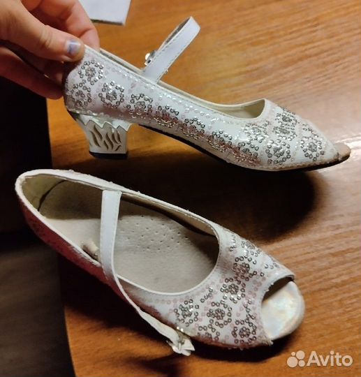 Туфли,кроссовки,сапоги,валенки,резиновые