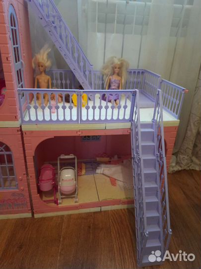 Домик кукольный