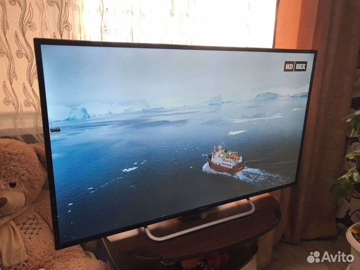 Телевизор 55''