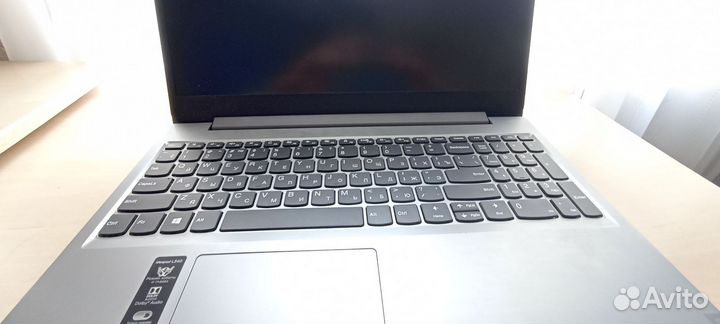Lenovo ноутбук