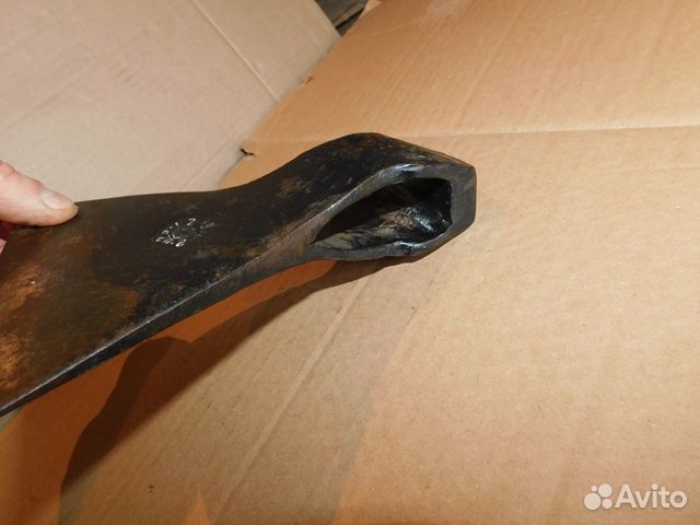Большой,плотницкий,кованный топор СССР 1990 г.цена