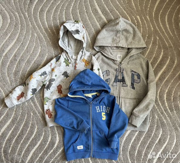 Детские вещи на мальчика пакетом 2-5 лет