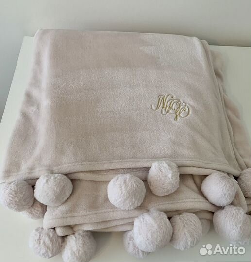 Плед Sofi de Markо новый и покрывало Kedior новое