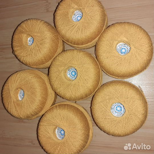 Нитки для вязанич и рукодклия Ирис, Лилия