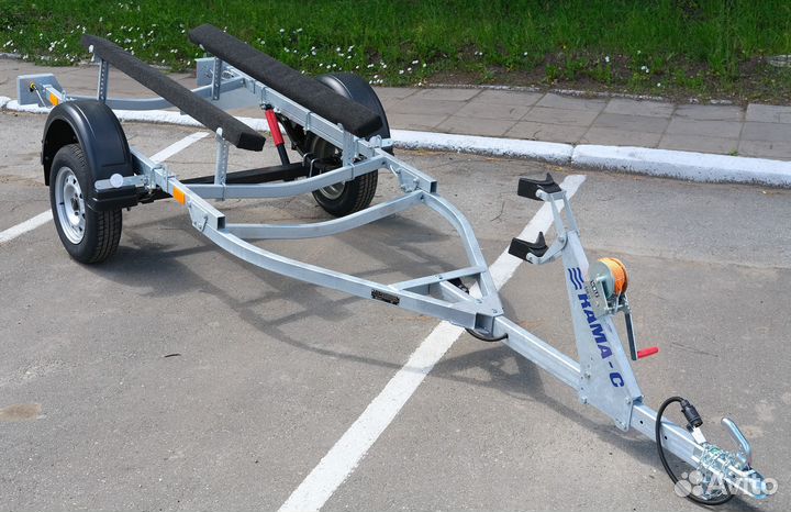 Прицеп легковой для лодок