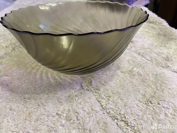 Салатник новый