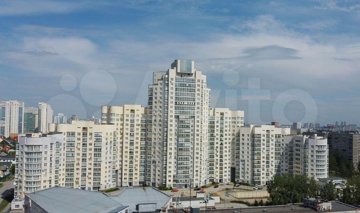 Арендовать 3-комнатную квартиру, Екатеринбург, ул Чкалова, д 124, 124.0 м2,  2 этаж, 63000р - объявление №863754 на Nedvy.ru