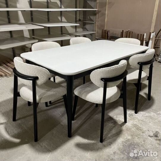 Комплект стол и стулья
