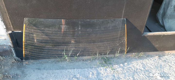 Заднее стекло BMV M850