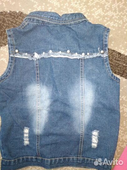 Джинсовая безрукавка на рост 140-150см