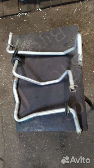 Трубки радиатора печки 124 Мерседес 2.0D