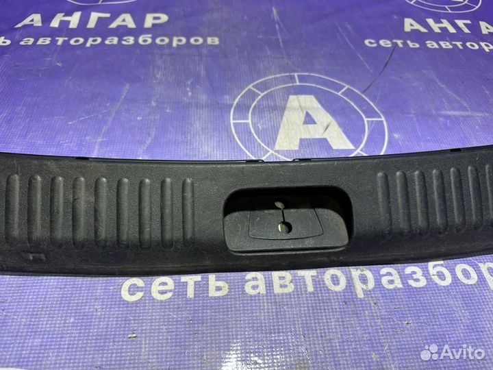 Накладка задней панели Kia Ceed ED D4FB 2011