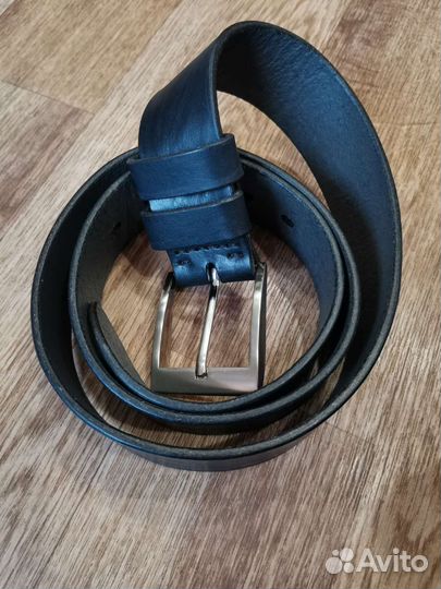 Мужской кожаный ремень