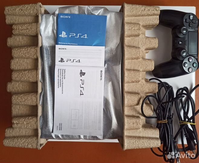 Игровая приставка Sony PS4 slim 1tb