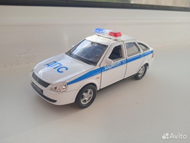 Масштабная модель лада приора welly