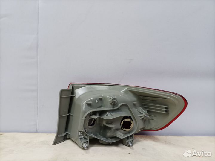 Фонарь левый внешний Corolla 10 Е150 2007-2013