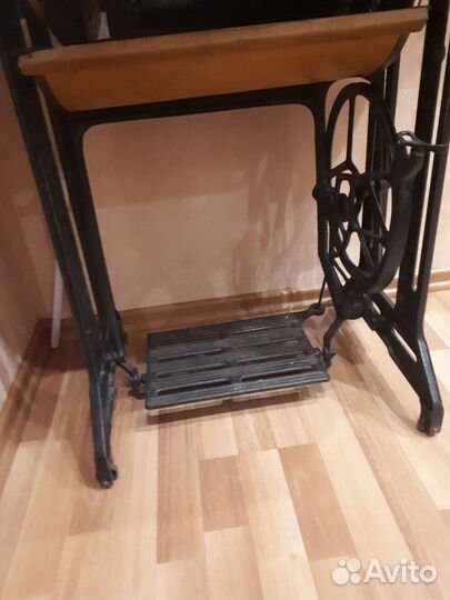 Станина от швейной машинки