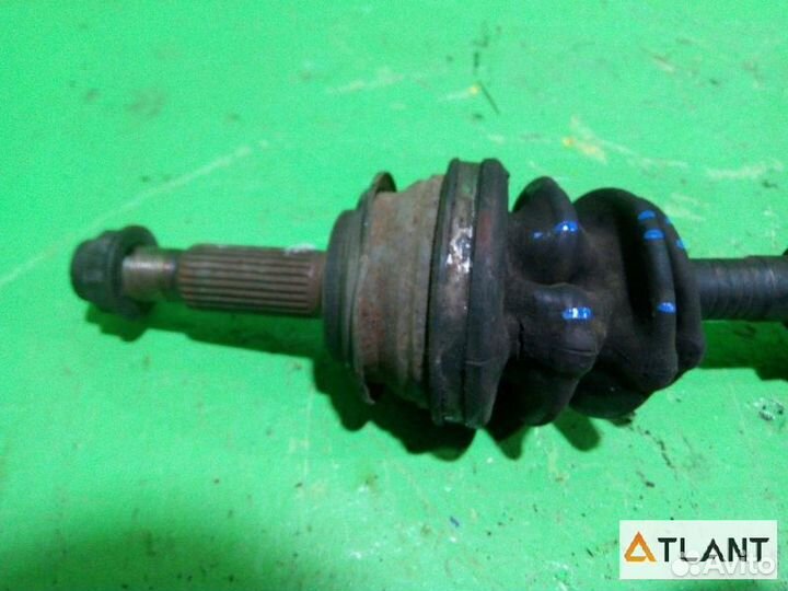 Привод передний правый toyota vitz