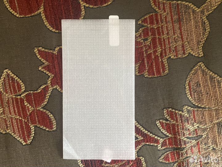 Защитное стекло на iPhone 6