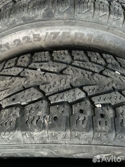 Nokian Tyres Hakkapeliitta LT 225/75 R16C