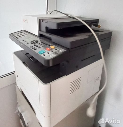 Мфу Kyocera M2735dn