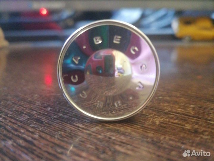 Тональный крем Becca