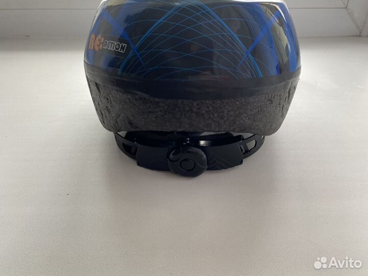 Защитный шлем