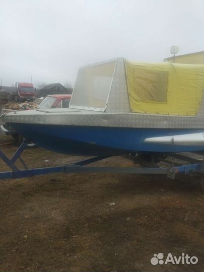 Лодка Обь с мотором Mercury 30