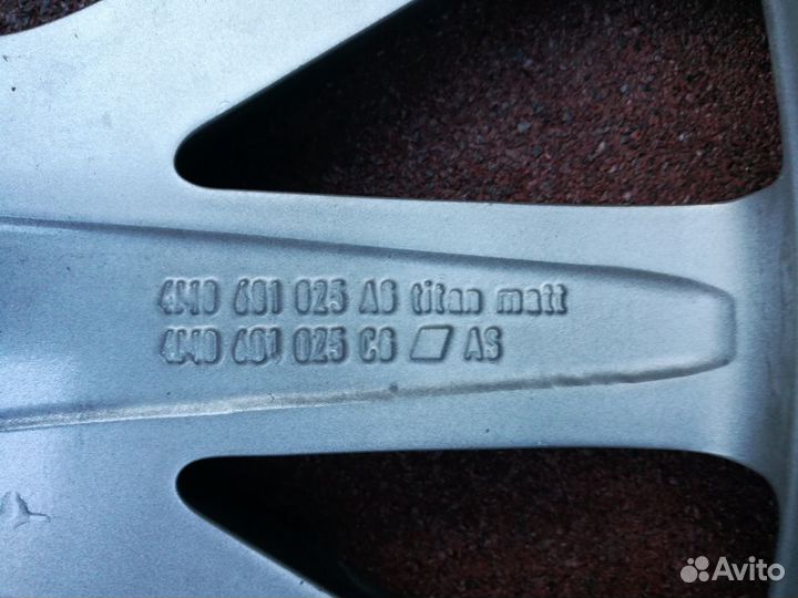 Диски R 22 Audi Q7. Поштучно