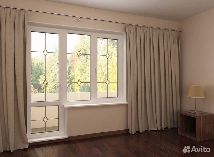 Дверь балконная с отделкой