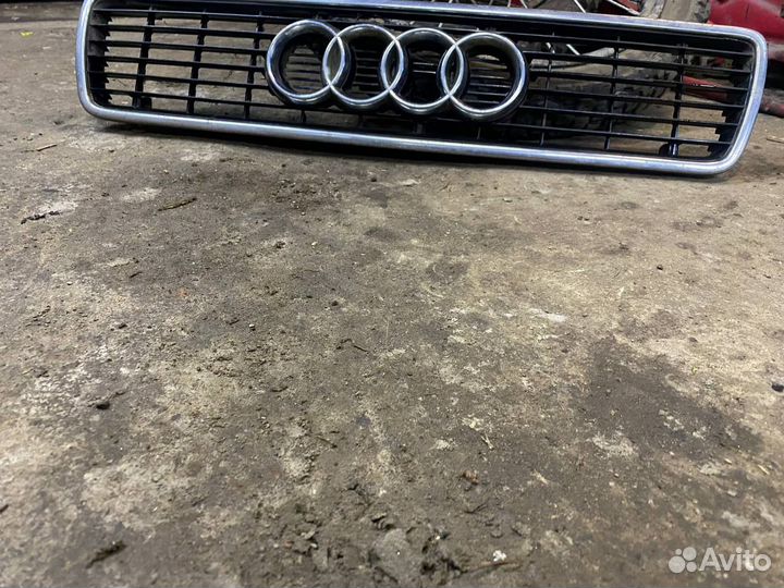 Продам решетка audi а4