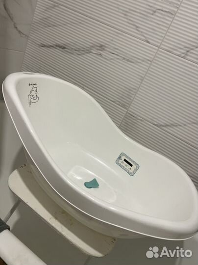 Ванночка для купания с термометром