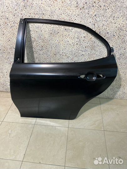 Дверь задняя левая Toyota Camry XV70 дорестайлинг