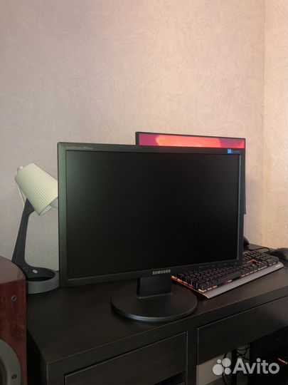 Монитор Samsung 2043NW, 1680x1050, 75 Гц, TN