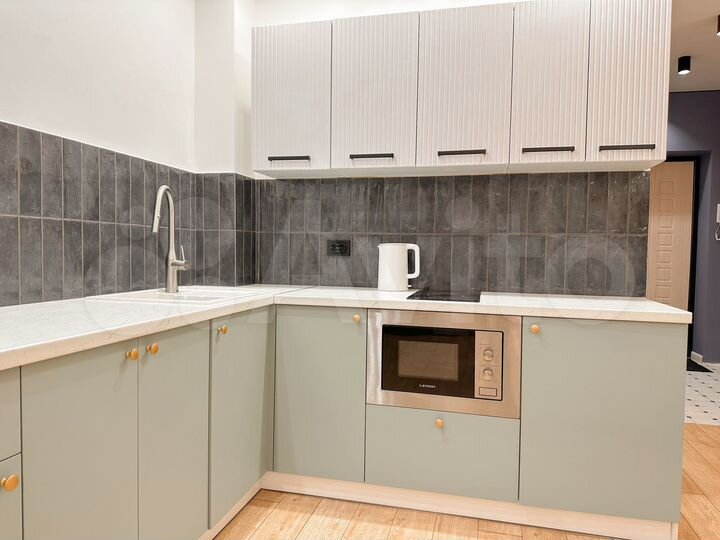 Квартира-студия, 33,4 м², 25/32 эт.